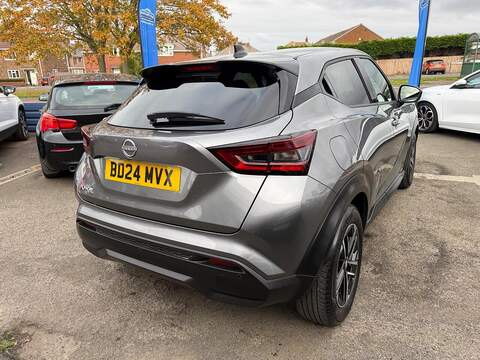 Nissan Juke 1.0 DIG-T N-Connecta Euro 6 (s/s) 5dr - U79316
