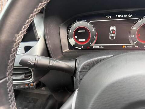 Nissan Juke 1.0 DIG-T N-Connecta Euro 6 (s/s) 5dr - U79316