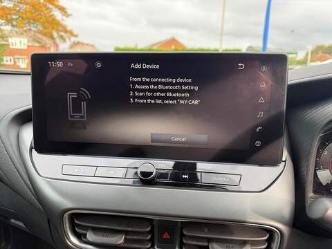 Nissan Juke 1.0 DIG-T N-Connecta Euro 6 (s/s) 5dr - U79316