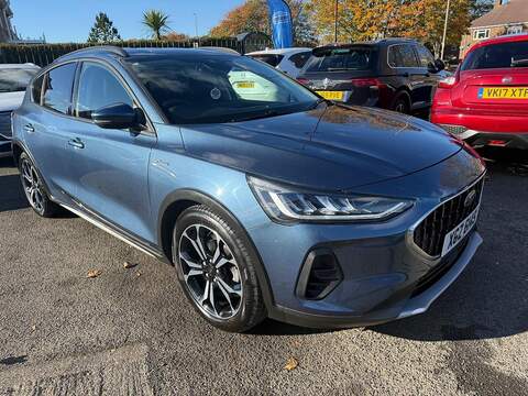 Ford Focus Grand Tourneo Connect Titanium MPV 1 Manual Diesel