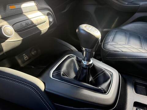 Ford Focus 1.0T EcoBoost Active X Vignale Euro 6 (s/s) 5dr - U79318