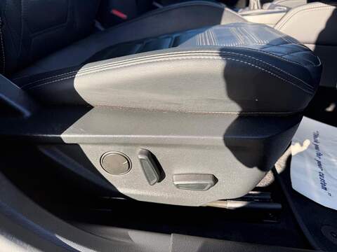 Ford Focus 1.0T EcoBoost Active X Vignale Euro 6 (s/s) 5dr - U79318