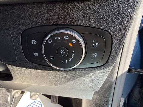 Ford Focus 1.0T EcoBoost Active X Vignale Euro 6 (s/s) 5dr - U79318