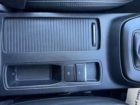 Ford Focus 1.0T EcoBoost Active X Vignale Euro 6 (s/s) 5dr - U79318