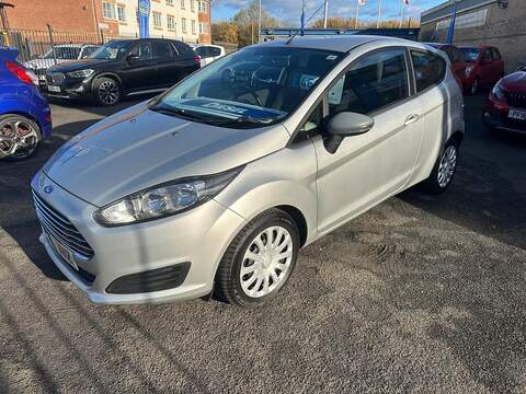 Ford Fiesta 1.5 TDCi Style Hatchback 3dr Diesel Manual Euro 5 (75 ps) - U79321