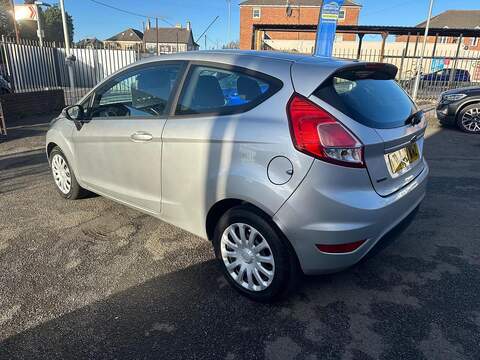 Ford Fiesta 1.5 TDCi Style Hatchback 3dr Diesel Manual Euro 5 (75 ps) - U79321