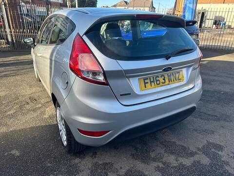 Ford Fiesta 1.5 TDCi Style Hatchback 3dr Diesel Manual Euro 5 (75 ps) - U79321