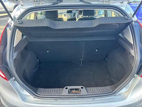 Ford Fiesta 1.5 TDCi Style Hatchback 3dr Diesel Manual Euro 5 (75 ps) - U79321