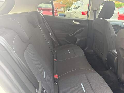 Ford Focus 1.0T EcoBoost Active Hatchback 5dr Petrol Manual Euro 6 (s/s) (125 ps) - U79325