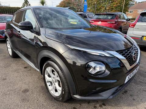 Nissan Juke 1.0 DIG-T N-Connecta DCT Auto Euro 6 (s/s) 5dr SUV 1.0 Automatic Petrol - U79327