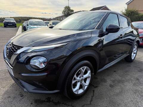 Nissan Juke 1.0 DIG-T N-Connecta DCT Auto Euro 6 (s/s) 5dr SUV 1.0 Automatic Petrol - U79327