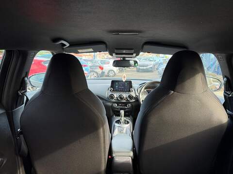 Nissan Juke 1.0 DIG-T N-Connecta DCT Auto Euro 6 (s/s) 5dr SUV 1.0 Automatic Petrol - U79327