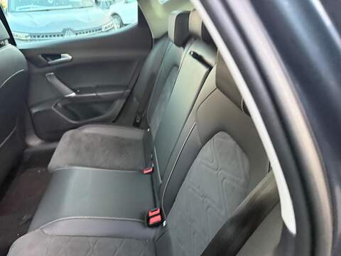 SEAT Leon 1.5 eTSI MHEV XCELLENCE Hatchback 5dr Petrol Hybri Hatchback 1.5 Automatic Petrol Hybrid - U79328