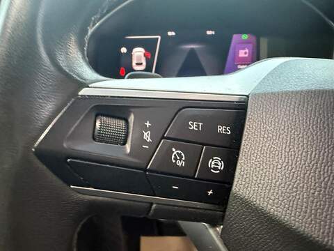 SEAT Leon 1.5 eTSI MHEV XCELLENCE Hatchback 5dr Petrol Hybri Hatchback 1.5 Automatic Petrol Hybrid - U79328