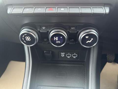 Renault Captur 1.0 TCe S Edition Euro 6 (s/s) 5dr - U79329