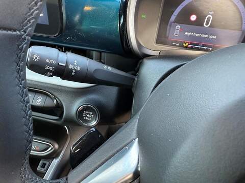 Fiat 600 1.2 MHEV e-DCT Euro 6 (s/s) 5dr - U79331