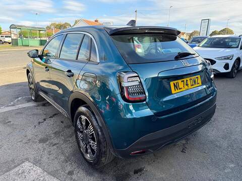 Fiat 600 1.2 MHEV e-DCT Euro 6 (s/s) 5dr - U79331