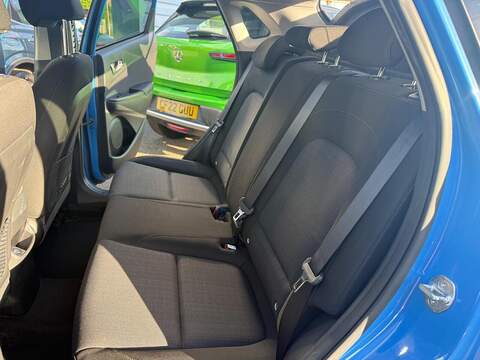 Hyundai KONA 1.6 h-GDi Premium DCT Euro 6 (s/s) 5dr - U79333