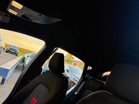 Ford Fiesta 1.0T EcoBoost ST-Line Euro 6 (s/s) 5dr - U79334