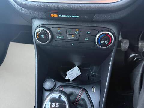 Ford Fiesta 1.0T EcoBoost ST-Line Euro 6 (s/s) 5dr - U79334