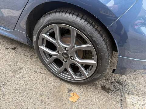 Ford Fiesta 1.0T EcoBoost ST-Line Euro 6 (s/s) 5dr - U79334