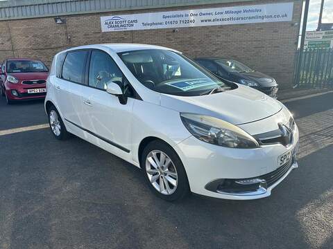 Renault Scenic 1.5 dCi Dynamique TomTom MPV 5dr Diesel Manual Euro 5 (s/s) (110 ps) - U79335