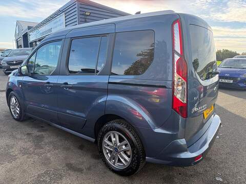 Ford Tourneo Connect 1.5 EcoBlue Titanium Auto Euro 6 (s/s) 5dr - U79336