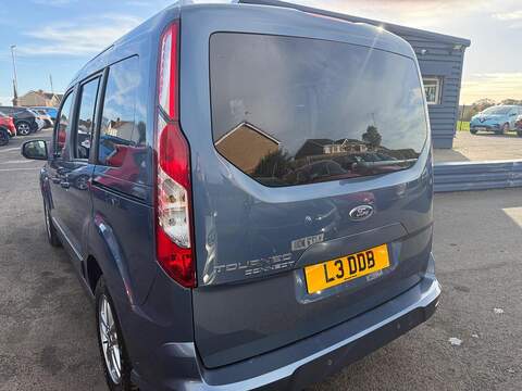 Ford Tourneo Connect 1.5 EcoBlue Titanium Auto Euro 6 (s/s) 5dr - U79336