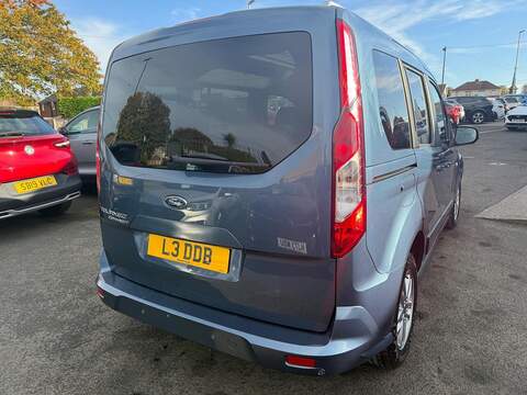 Ford Tourneo Connect 1.5 EcoBlue Titanium Auto Euro 6 (s/s) 5dr - U79336