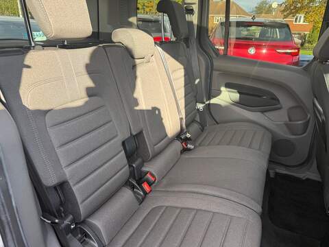 Ford Tourneo Connect 1.5 EcoBlue Titanium Auto Euro 6 (s/s) 5dr - U79336