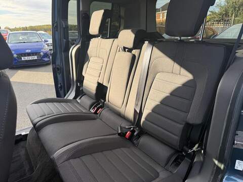 Ford Tourneo Connect 1.5 EcoBlue Titanium Auto Euro 6 (s/s) 5dr - U79336