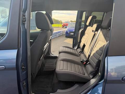 Ford Tourneo Connect 1.5 EcoBlue Titanium Auto Euro 6 (s/s) 5dr - U79336