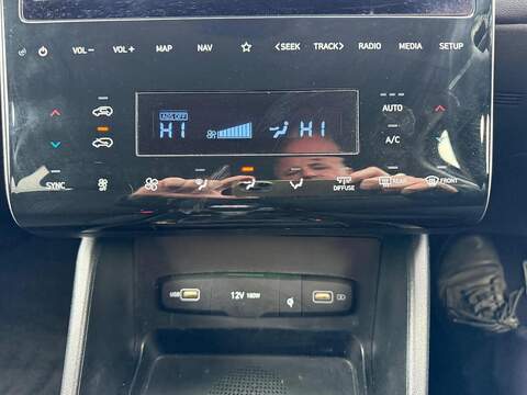 Hyundai TUCSON 1.6 T-GDi Premium Euro 6 (s/s) 5dr - U79337