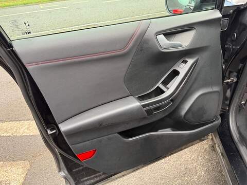 Ford Puma 1.0T EcoBoost MHEV ST-Line X Euro 6 (s/s) 5dr - U79338