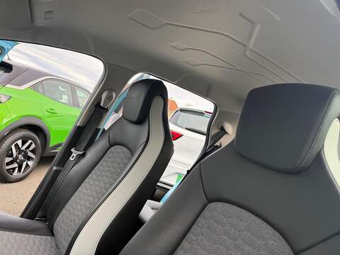 Renault Zoe R135 EV50 52kWh GT Line + Auto 5dr (Rapid Charge) - U79339