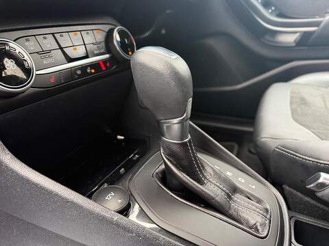 Ford Fiesta 1.0T EcoBoost MHEV Titanium Vignale DCT Euro 6 (s/s) 5dr - U79341