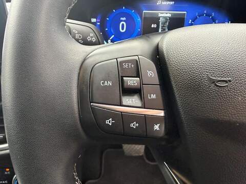 Ford Fiesta 1.0T EcoBoost MHEV Titanium Vignale DCT Euro 6 (s/s) 5dr - U79341