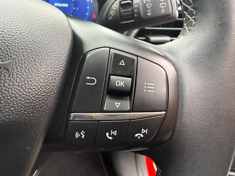 Ford Fiesta 1.0T EcoBoost MHEV Titanium Vignale DCT Euro 6 (s/s) 5dr - U79341