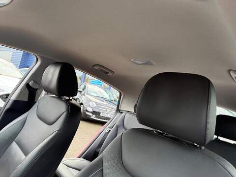 Hyundai IONIQ 1.6 h-GDi Premium SE DCT Euro 6 (s/s) 5dr - U79342