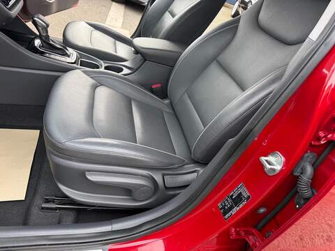 Hyundai IONIQ 1.6 h-GDi Premium SE DCT Euro 6 (s/s) 5dr - U79342