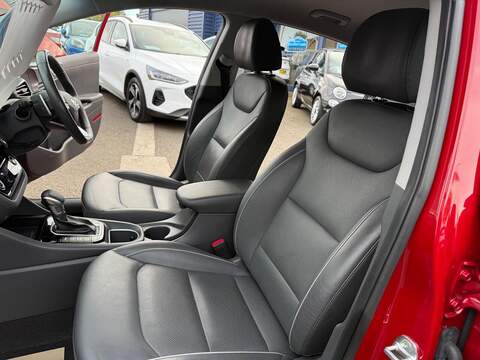 Hyundai IONIQ 1.6 h-GDi Premium SE DCT Euro 6 (s/s) 5dr - U79342