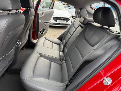 Hyundai IONIQ 1.6 h-GDi Premium SE DCT Euro 6 (s/s) 5dr - U79342