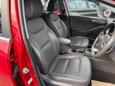 Hyundai IONIQ 1.6 h-GDi Premium SE DCT Euro 6 (s/s) 5dr - U79342