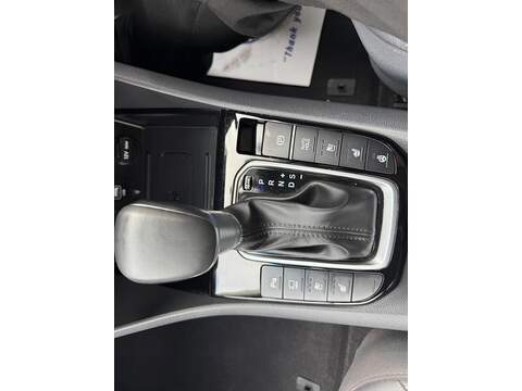 Hyundai IONIQ 1.6 h-GDi Premium SE DCT Euro 6 (s/s) 5dr - U79342