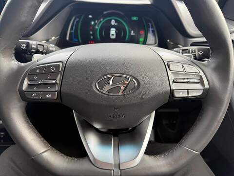 Hyundai IONIQ 1.6 h-GDi Premium SE DCT Euro 6 (s/s) 5dr - U79342