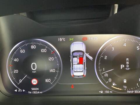 Volvo XC40 2.0 B4 MHEV R-Design Pro Auto Euro 6 (s/s) 5dr SUV 2.0 Automatic Petrol Hybrid - U79349