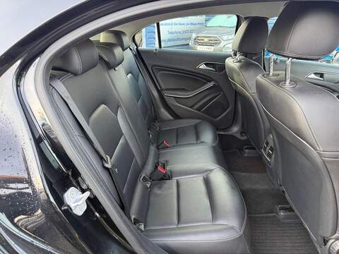 Mercedes-Benz A Class 1.6 A180 Sport Hatchback 5dr Petrol 7G-DCT Euro 6 (s/s) (122 ps) - U79359