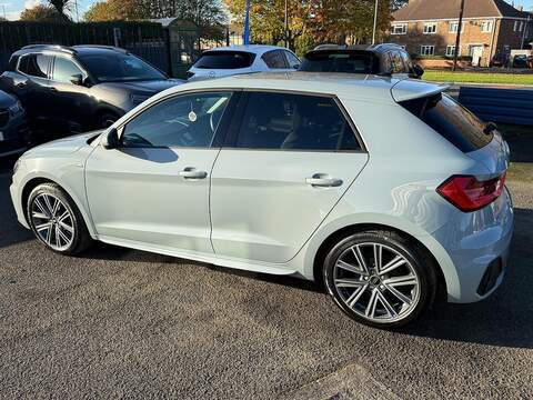 Audi A1 1.0 TFSI 25 S line Sportback S Tronic Euro 6 (s/s) 5dr - U79371