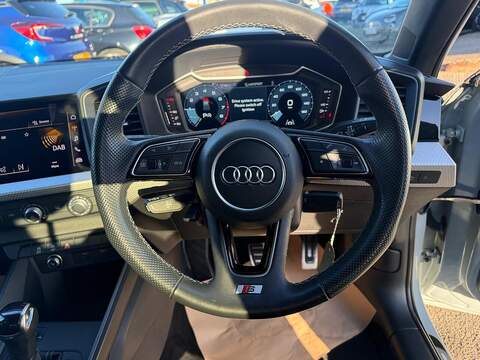 Audi A1 1.0 TFSI 25 S line Sportback S Tronic Euro 6 (s/s) 5dr - U79371