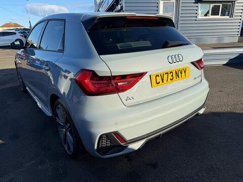 Audi A1 1.0 TFSI 25 S line Sportback S Tronic Euro 6 (s/s) 5dr - U79371